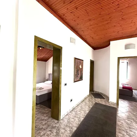 Hotel Arcadia Garden *